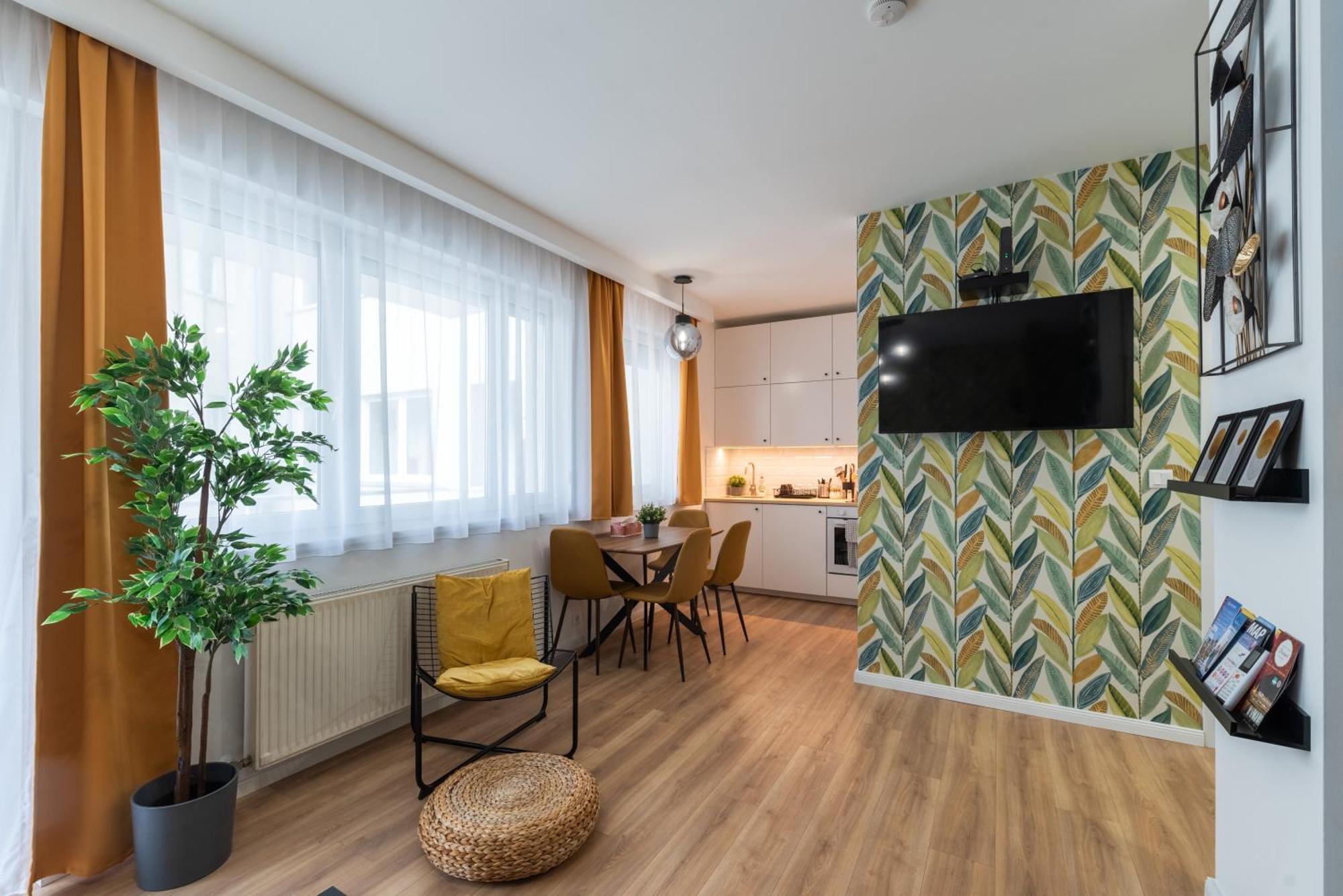 Appartement Party & Chill - Downtown Center With Big Balcony And Ac *